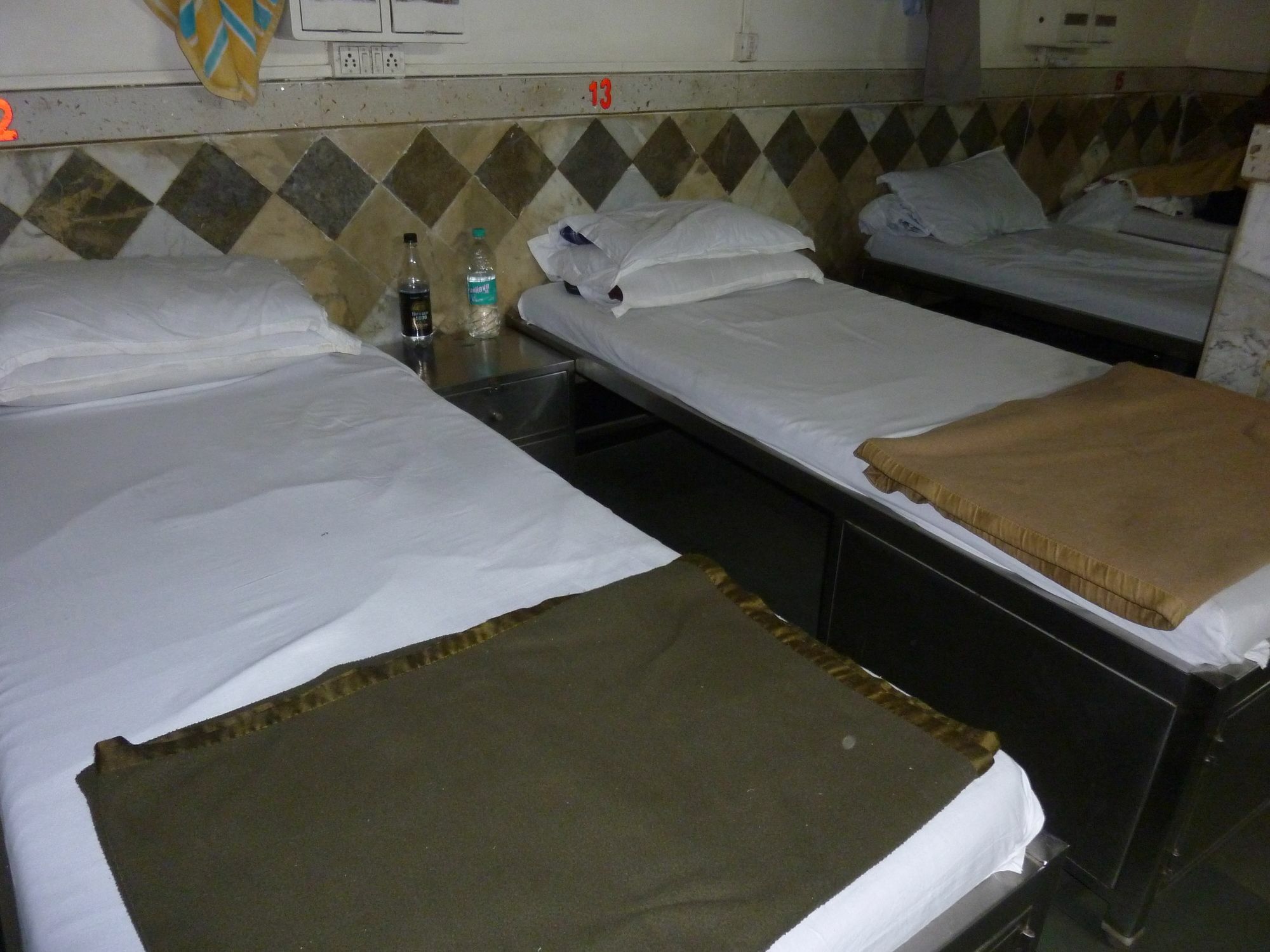 Yadgar Guest House Mumbai Exterior foto