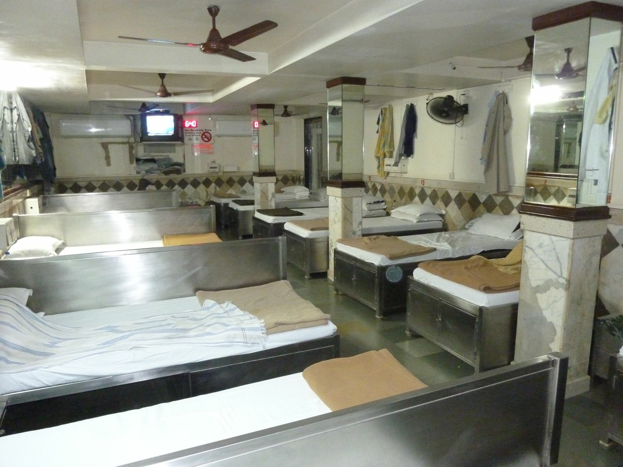 Yadgar Guest House Mumbai Exterior foto